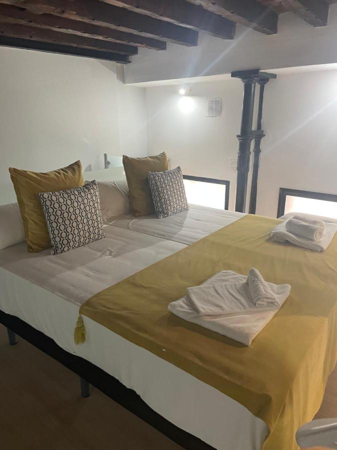 Ferienwohnung Experiencia En Triana Sevilla Exterior foto